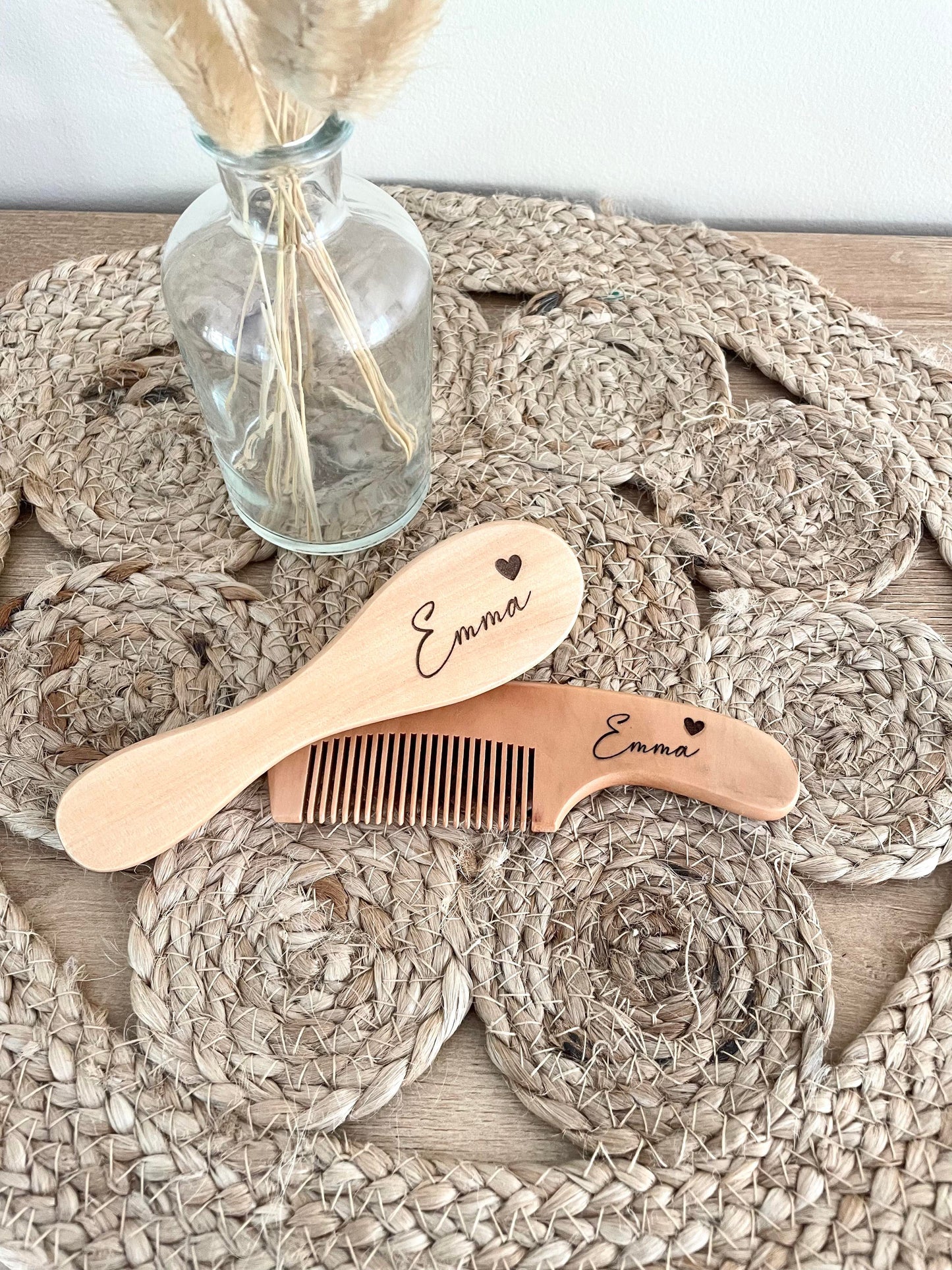 Lot brosse et peigne