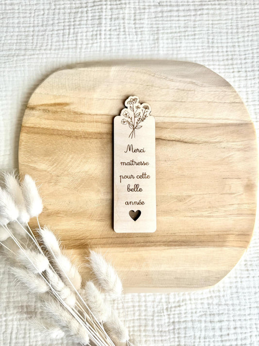 Marque page bois Merci Maîtresse