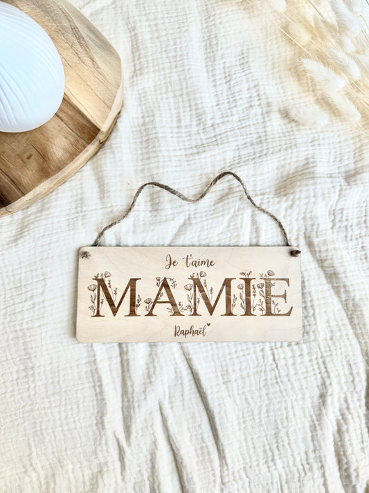 Décoration a suspendre Je t’aime Mamie